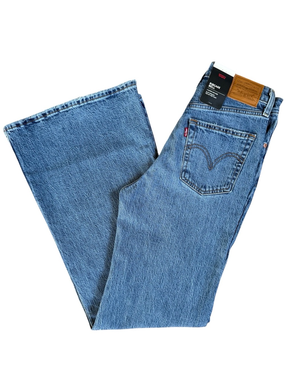Levi’s Premium Women’s Ribcage Bell Bottom Medium Wash Jeans Size 27 X 32 NWT